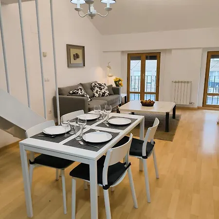 El Loft Del Casco By Alogest Apartman Zaragoza